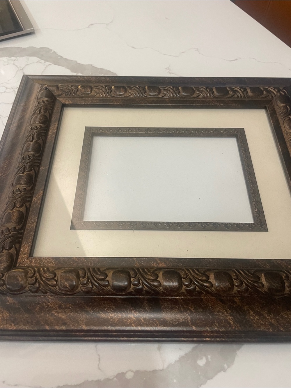 Decorative Frame 🖼️ - Picture 4 of 10